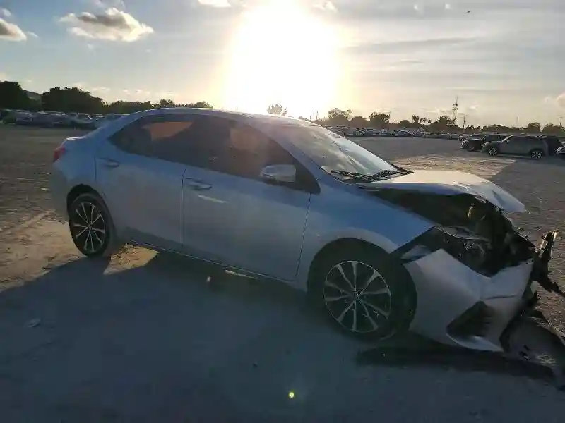 5YFBURHE8JP807150 2018 TOYOTA COROLLA-3