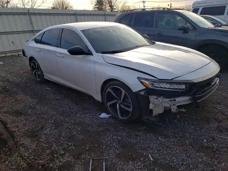 1HGCV3F20NA037173 2022 HONDA ACCORD-3