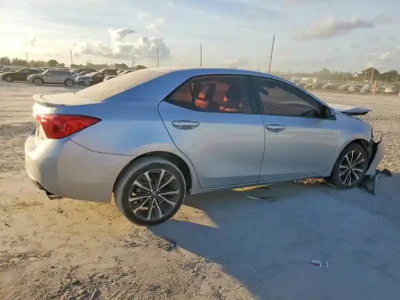 5YFBURHE8JP807150 2018 TOYOTA COROLLA-2