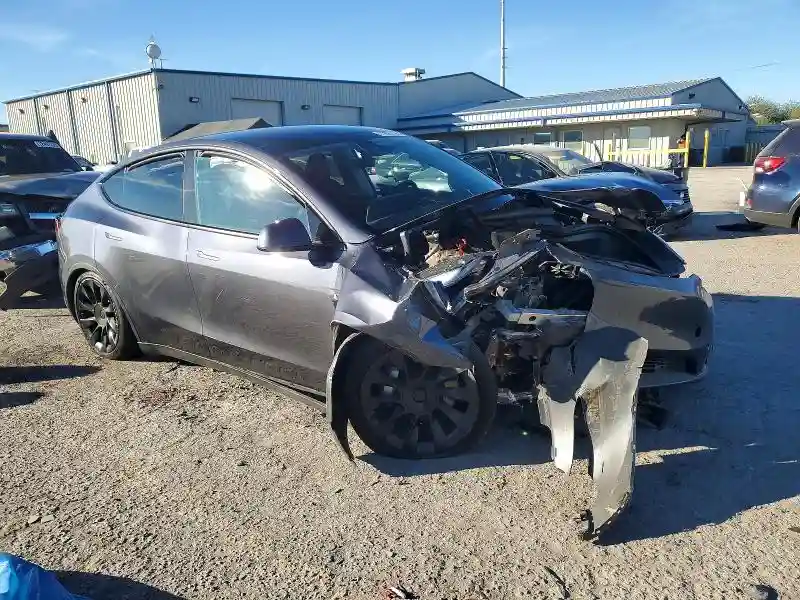 7SAYGDEE1PF905498 2023 TESLA MODEL Y-2