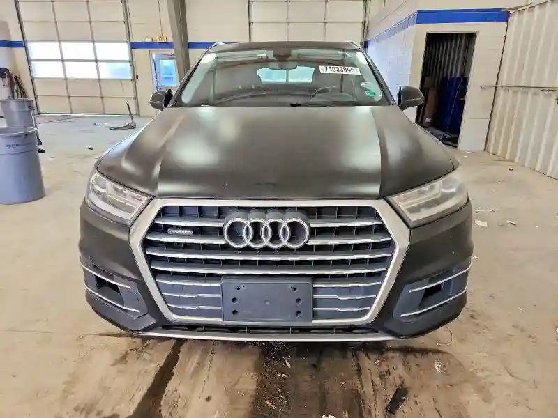 WA1LAAF72HD040325 2017 AUDI Q7-4
