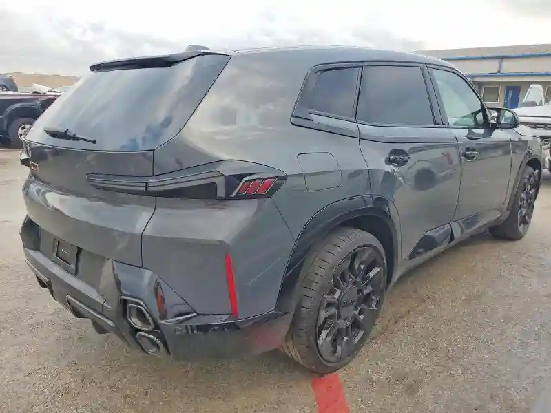 5YM23CS06S9Z37228 2025 BMW XM-2