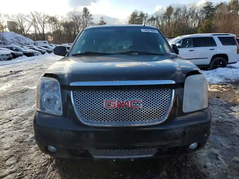1GKS2EEF2CR279534 2012 GMC YUKON-4
