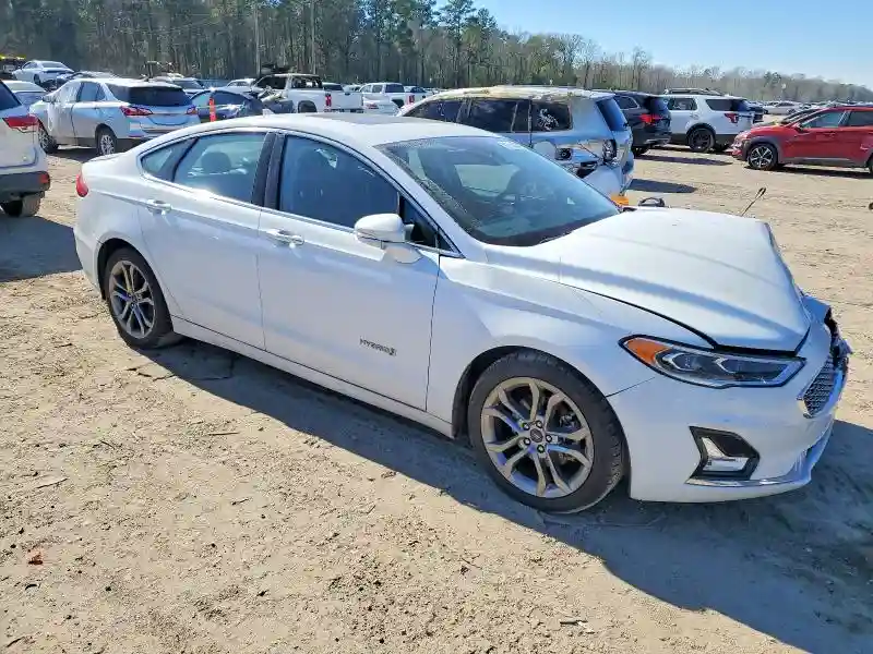 3FA6P0RU5KR185747 2019 FORD FUSION-3