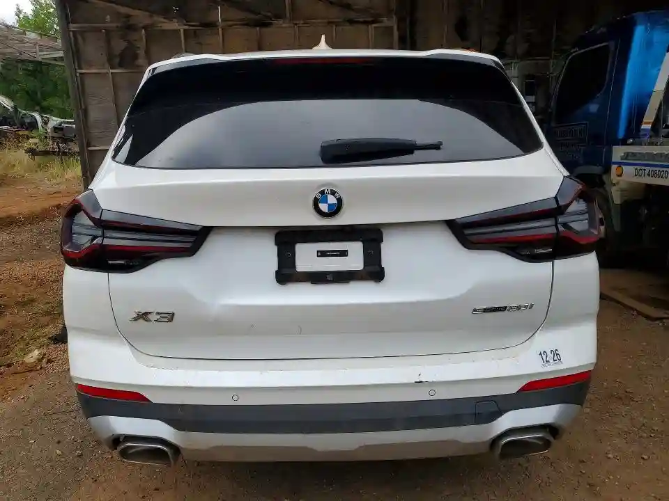 5UX43DP08R9U21879 2024 BMW X3-5