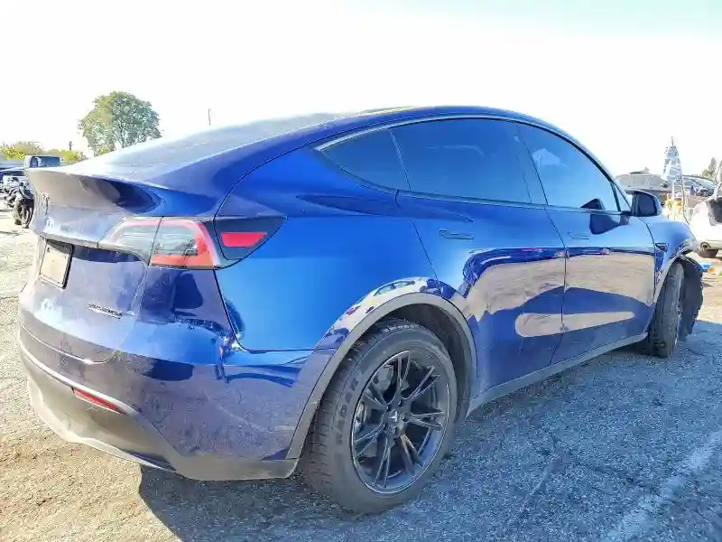 7SAYGDEE6NF561843 2022 TESLA MODEL Y-2