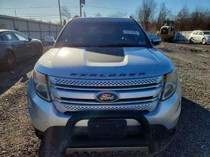 1FMHK8F80BGA17010 2011 FORD EXPLORER-4