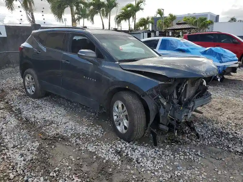 3GNKBBRA0KS666482 2019 CHEVROLET BLAZER-3