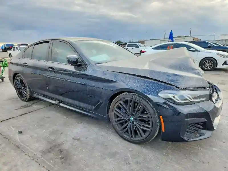 WBA13BK05NCJ42318 2022 BMW M5-3