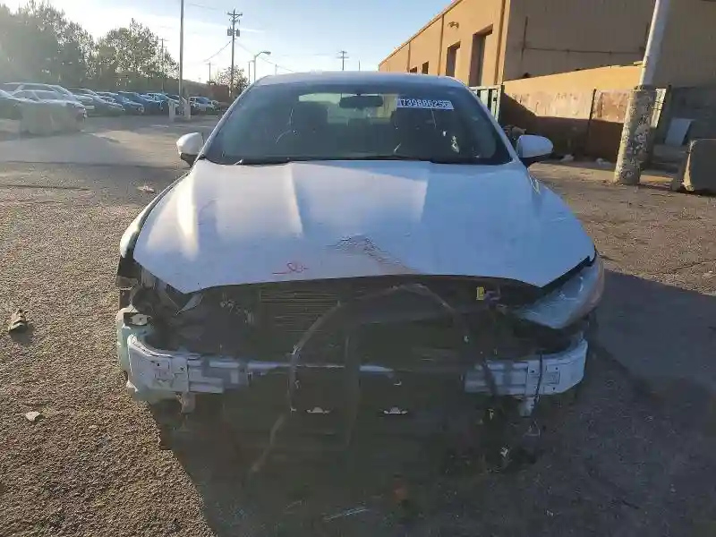 3FA6P0H76JR133568 2018 FORD FUSION-4