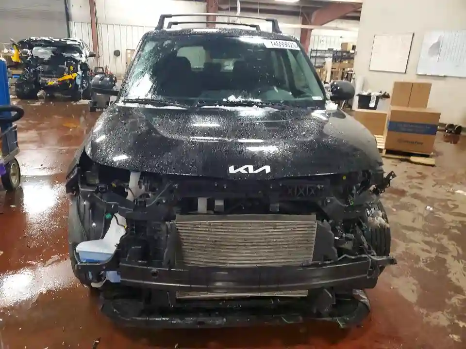 KNDJ23AU1N7172604 2022 KIA SOUL-4