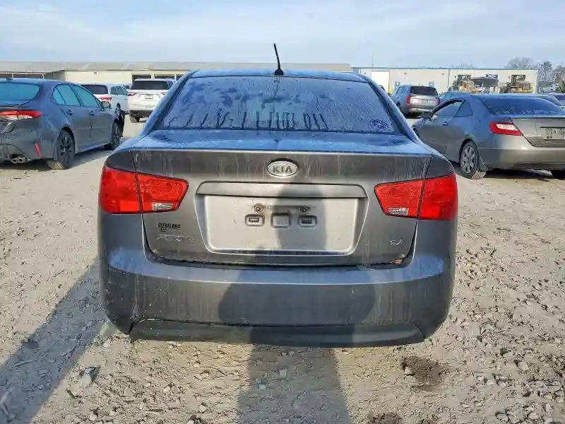 KNAFU4A29D5731926 2013 KIA FORTE-5