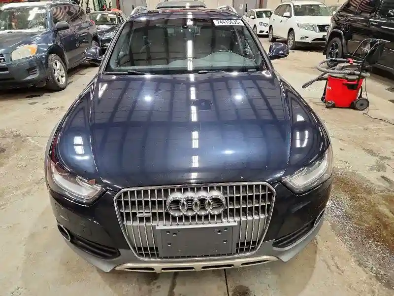 WA1UFAFL1GA015189 2016 AUDI A4-4