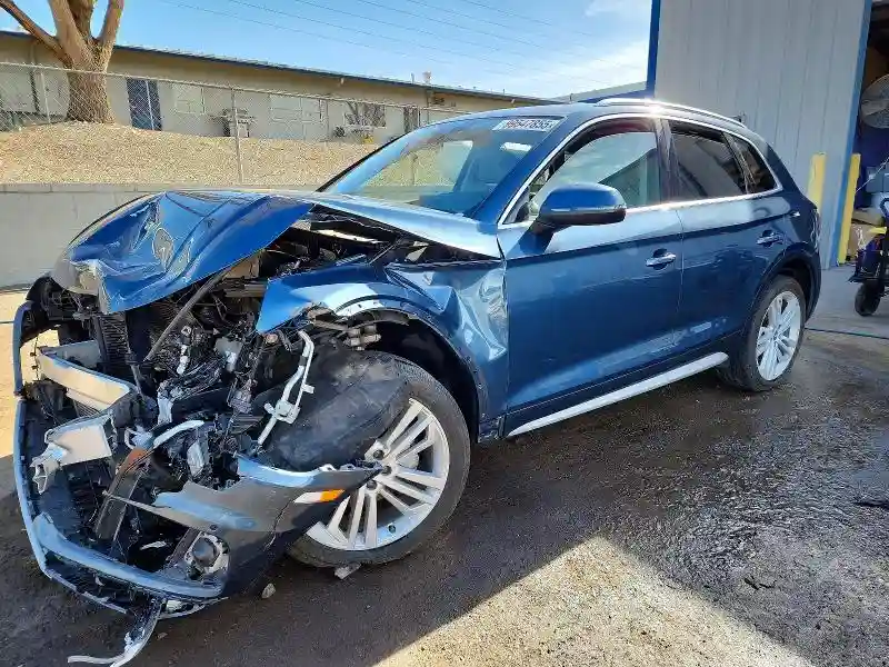 WA1CNAFY0J2163037 2018 AUDI Q5-0