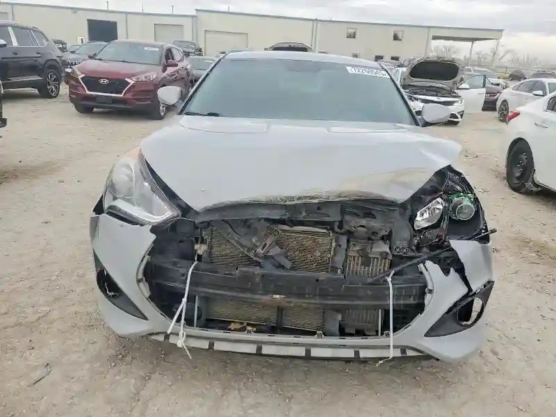 KMHTC6AE0FU218812 2015 HYUNDAI VELOSTER-4
