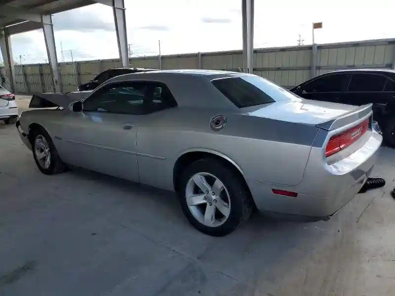 2B3CJ4DG8BH602492 2011 DODGE CHALLENGER-1