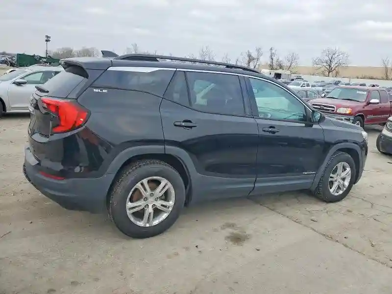 3GKALMEV4JL244931 2018 GMC TERRAIN-2