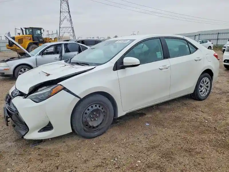 5YFBURHE6JP775265 2018 TOYOTA COROLLA-0