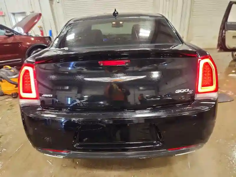 2C3CCAGG3HH567196 2017 CHRYSLER 300-5