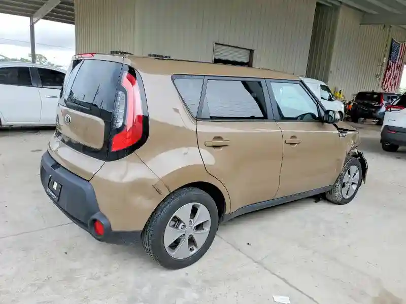 KNDJN2A2XG7269559 2016 KIA SOUL-2