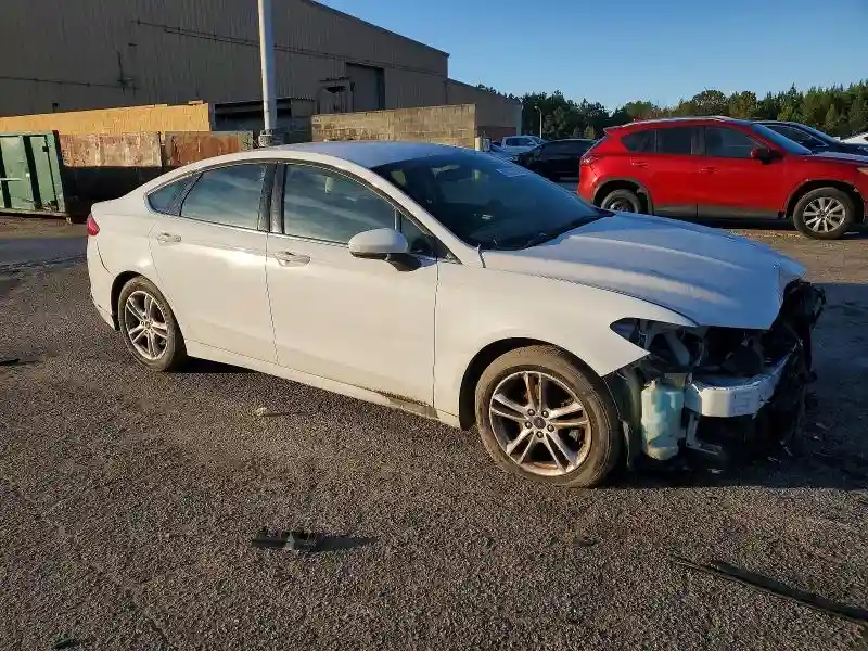 3FA6P0H76JR133568 2018 FORD FUSION-3