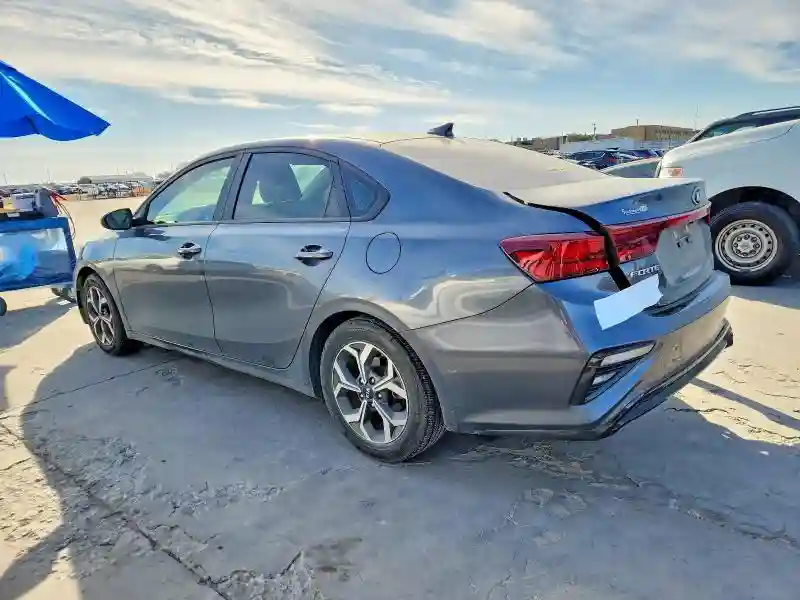3KPF24AD0ME373386 2021 KIA FORTE-1