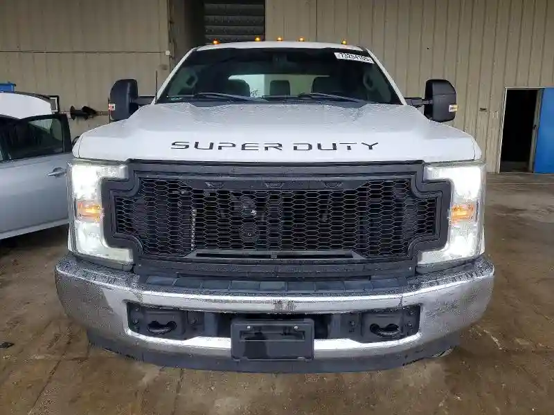 1FT7W2A68JEC87166 2018 FORD F250-4
