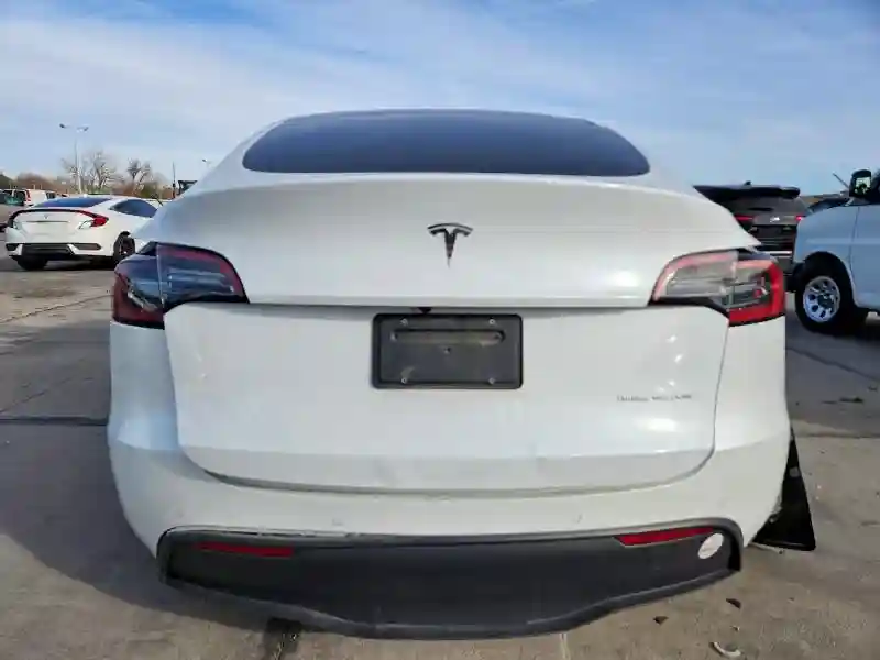 7SAYGDEE3NF466611 2022 TESLA MODEL Y-5