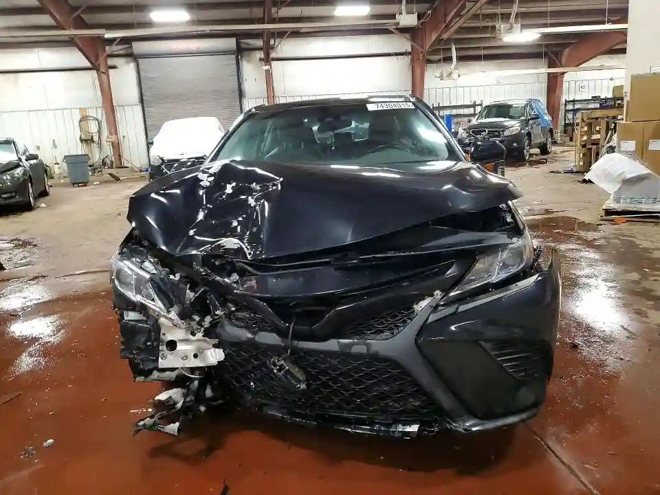 4T1G11AK8LU329684 2020 TOYOTA CAMRY-4