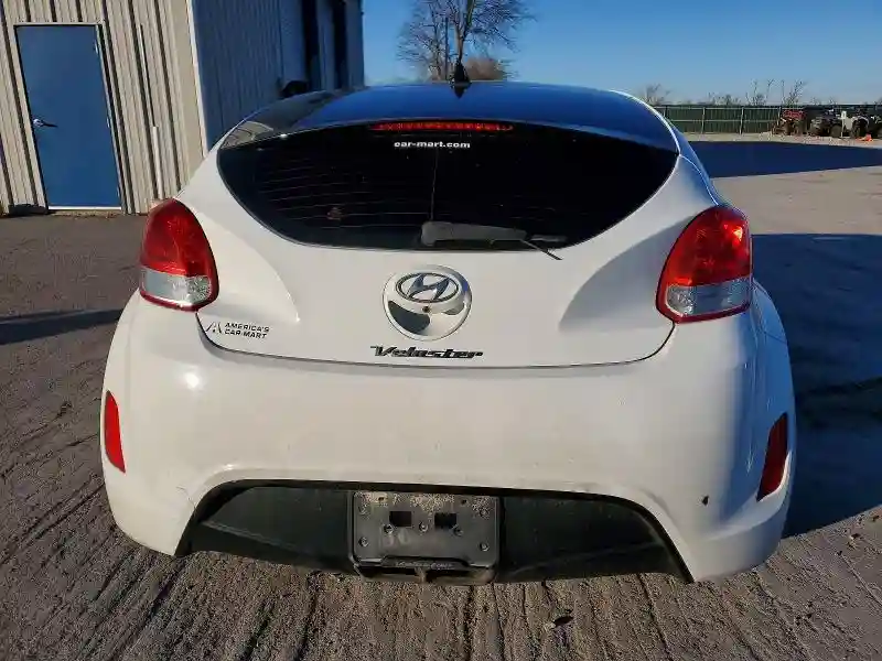 KMHTC6AD8GU268673 2016 HYUNDAI VELOSTER-5