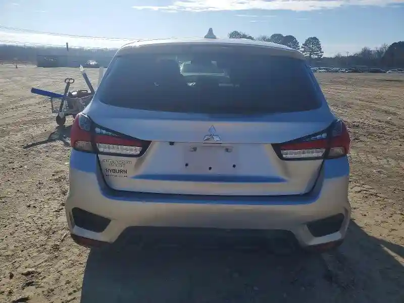 JA4APUAU6MU034929 2021 MITSUBISHI OUTLANDER-5