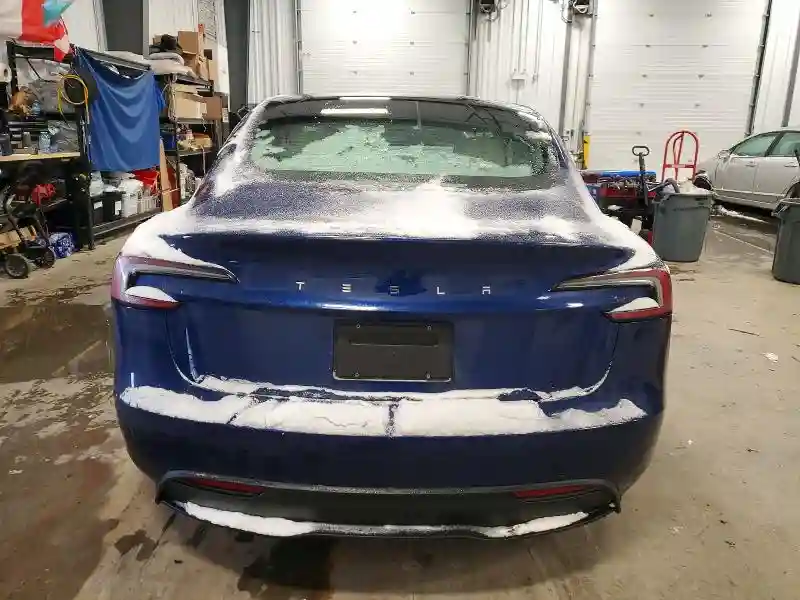 LRW3E7FA2RC276485 2024 TESLA MODEL 3-5