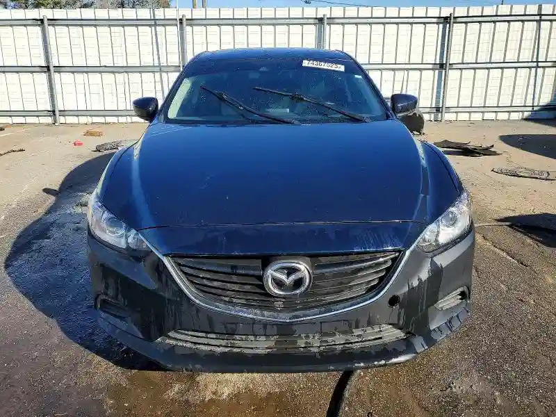 JM1GL1V53H1119313 2017 MAZDA 6-4