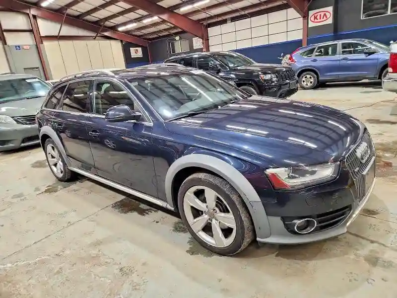 WA1UFAFL1GA015189 2016 AUDI A4-3