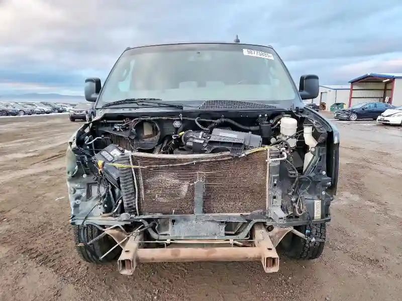 1GAZGPFG0H1275320 2017 CHEVROLET EXPRESS-4