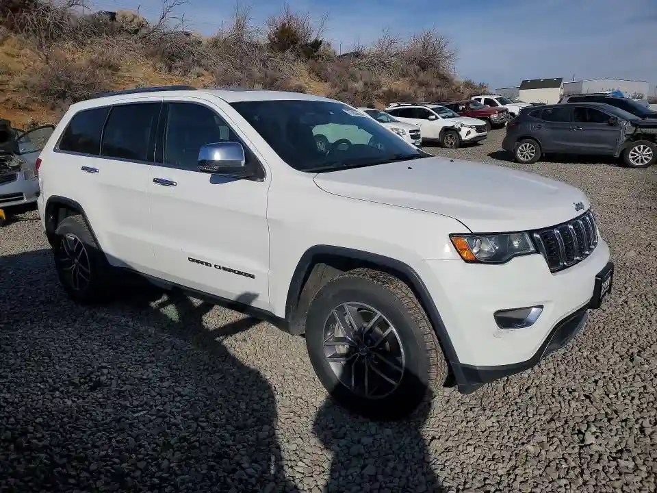 1C4RJFBM3JC440317 2018 JEEP GRAND CHEROKEE-3