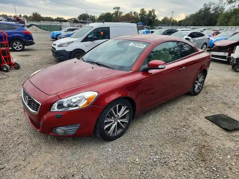 YV1672MC6BJ117157 2011 VOLVO C70-0