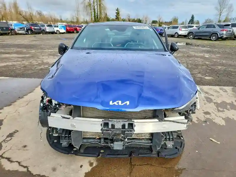 KNAG64J70S5269392 2025 KIA K5-4
