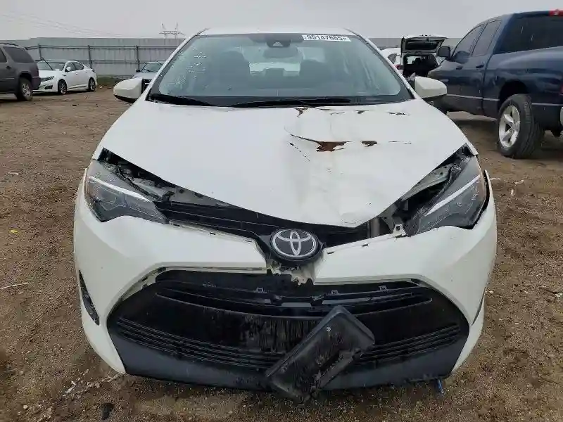 5YFBURHE6JP775265 2018 TOYOTA COROLLA-4