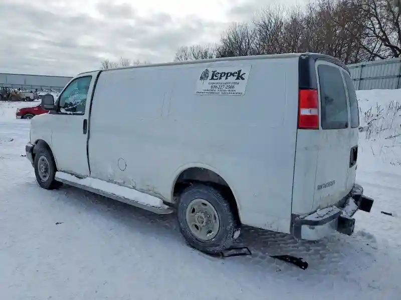 1GTW7AFG6L1268260 2020 GMC SAVANA-1