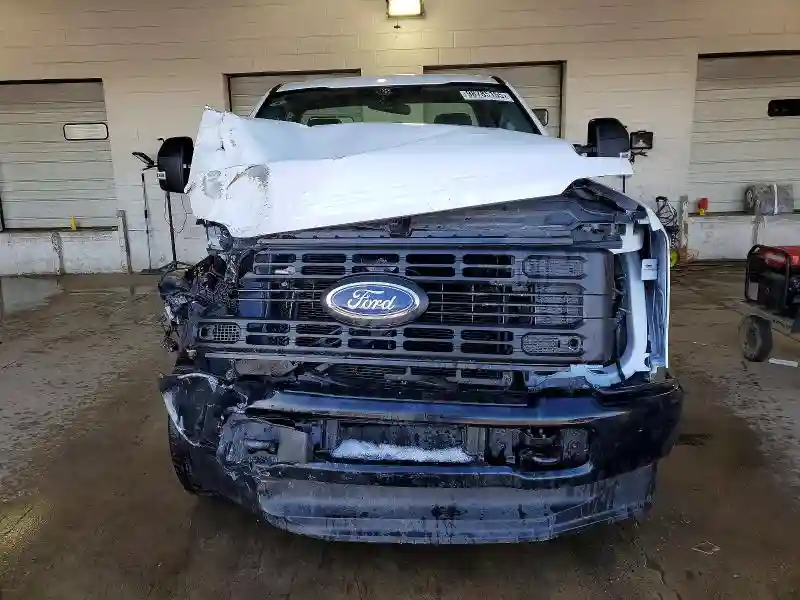 1FTBF2BA9PEC89997 2023 FORD F250-4