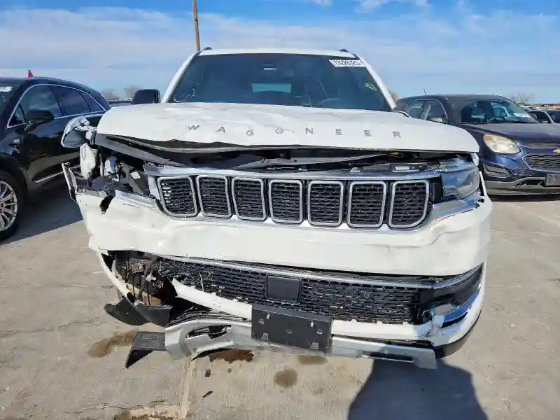 1C4SJVBPXPS557641 2023 JEEP WAGONEER-4