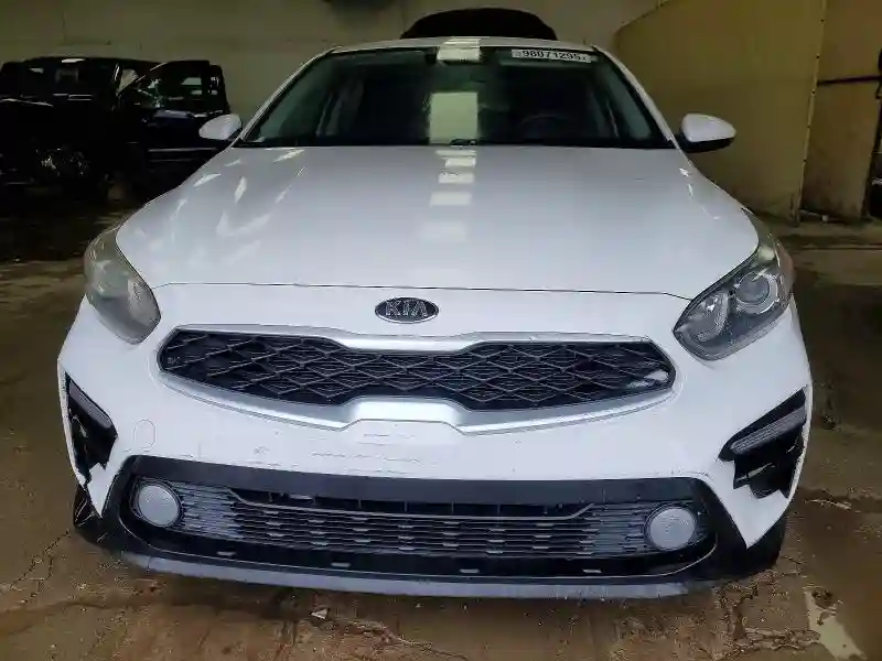 3KPF24AD7KE075740 2019 KIA FORTE-4