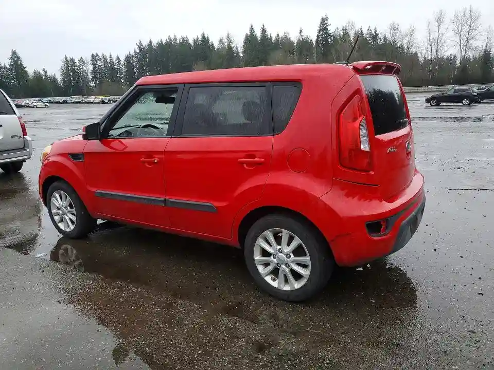 KNDJT2A67C7422661 2012 KIA SOUL-1