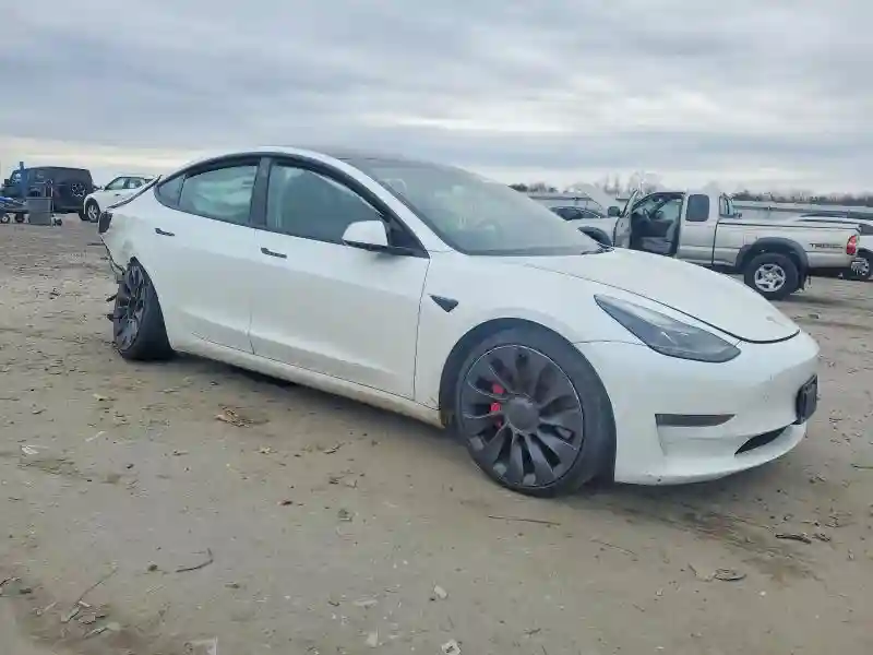 5YJ3E1EC4PF478733 2023 TESLA MODEL 3-3