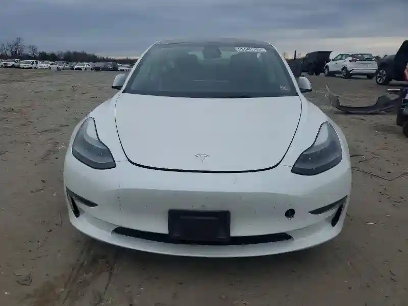 5YJ3E1EC4PF478733 2023 TESLA MODEL 3-4