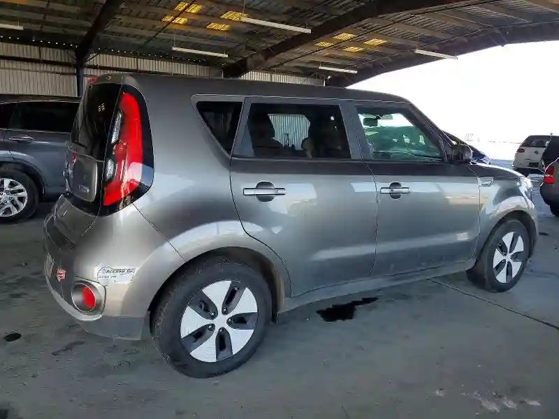 KNDJP3AE3H7022248 2017 KIA SOUL-2