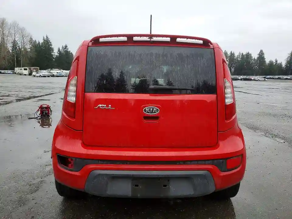 KNDJT2A67C7422661 2012 KIA SOUL-5