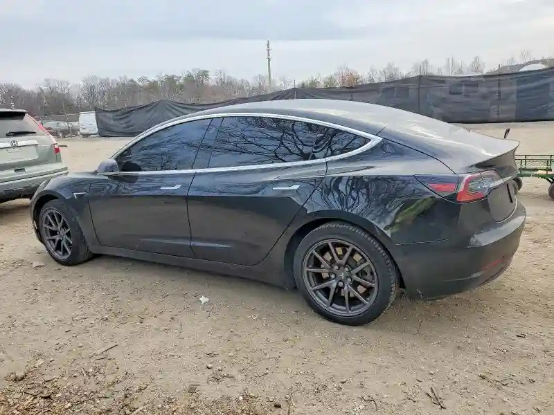 5YJ3E1EA6KF296829 2019 TESLA MODEL 3-1