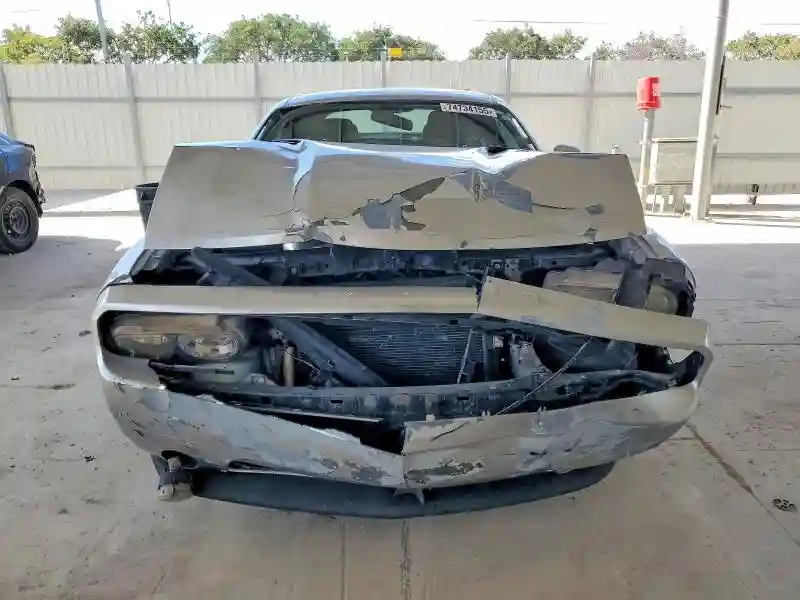 2B3CJ4DG8BH602492 2011 DODGE CHALLENGER-4